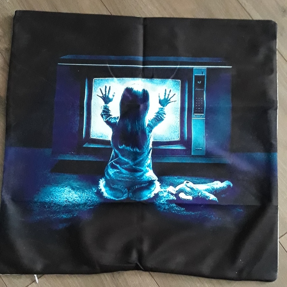 New poltergeist horrie pillowcase retro 80s